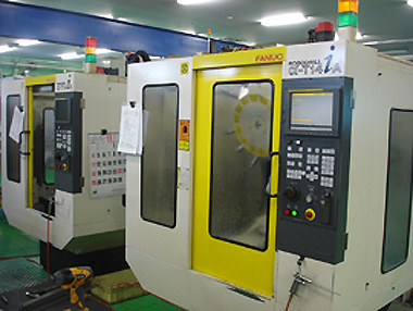 ロボドリル FANUC ROBODRILL α-T14iA